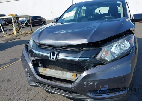 2017 Honda Hr-V Lx из США, поврежденный, VIN 3CZRU6H31HM707186